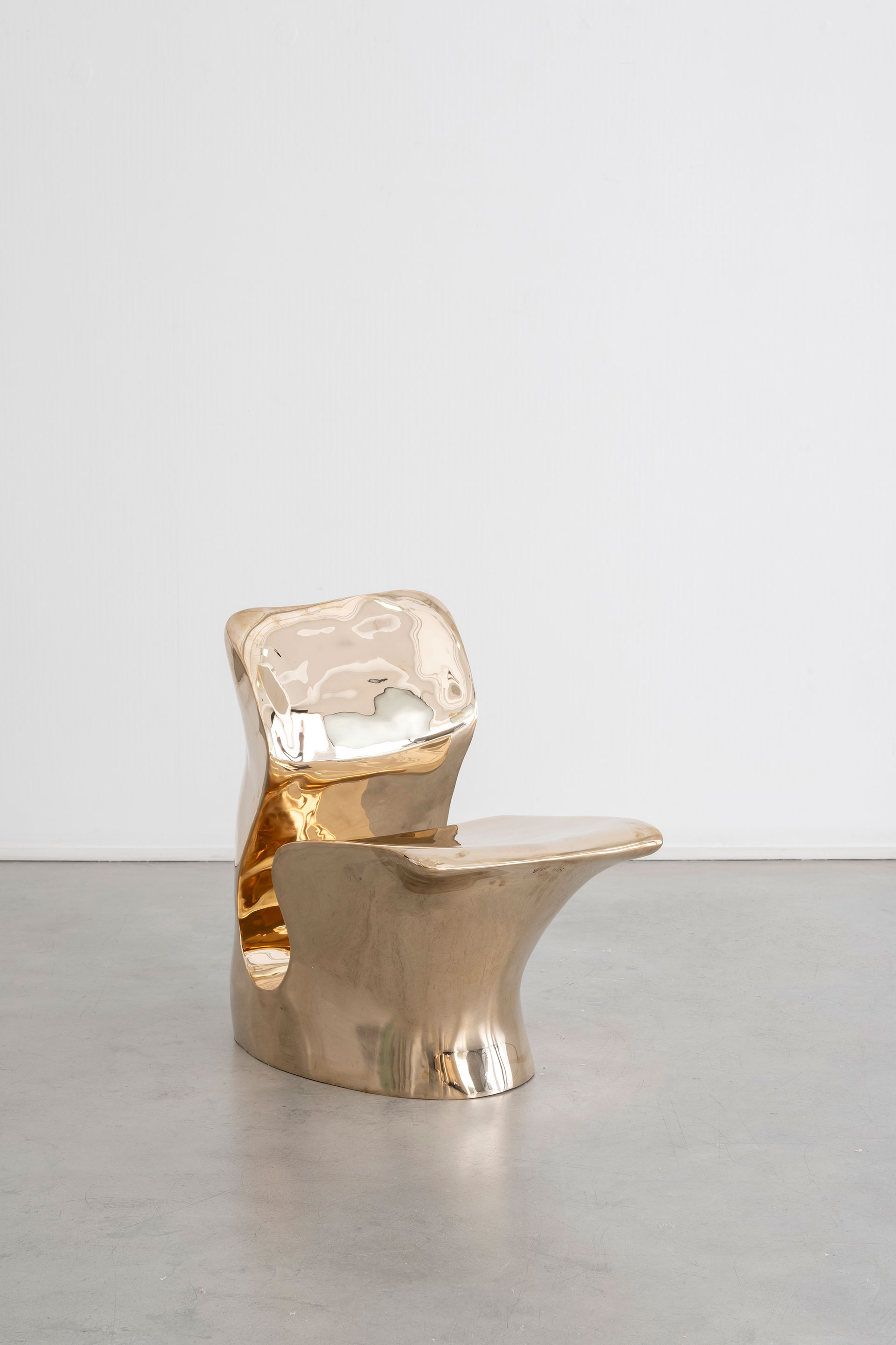 Volumetric Chair 7 (Bronze)